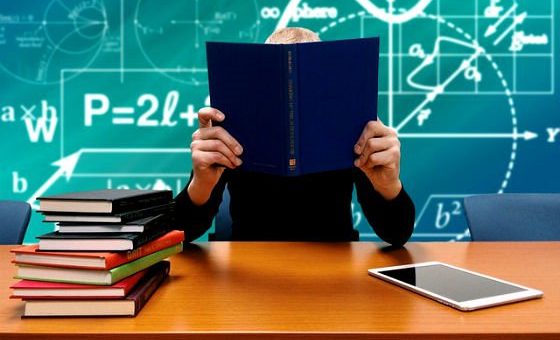 ordinare libri scuola media