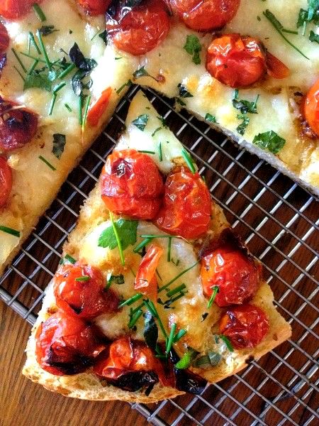 pizza con pane avanzato